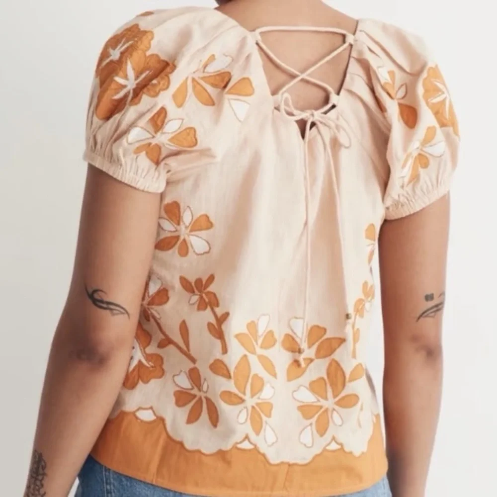 NWT Madewell Embroidered Flower Puff Sleeve Tie Back Top in Peach - XS